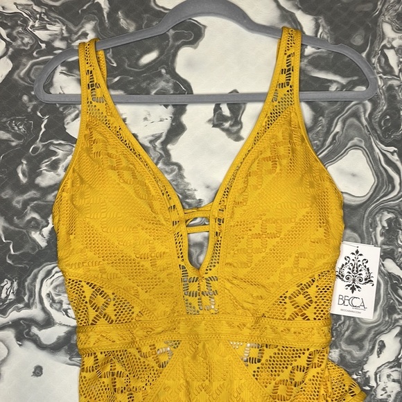 BECCA Swim Nwt Becca One Piece Swimsuit Yellow Xl Poshmark